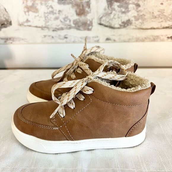 Oshkosh Faux Leather Size Zip Booties Toddlers kids size 11 M - Picture 3 of 7